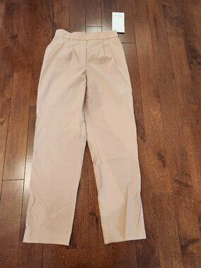Lululemon your true trouser HR pant in women's size 4